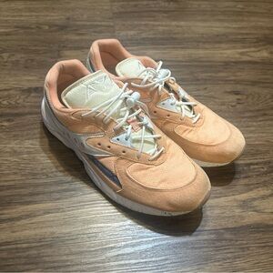 Saucony Aya “Peach” Men’s Size 12
